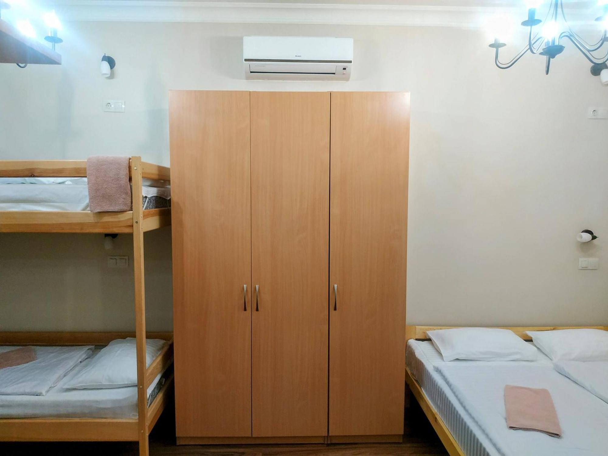 Belokorichi Hotel Kiev Luaran gambar