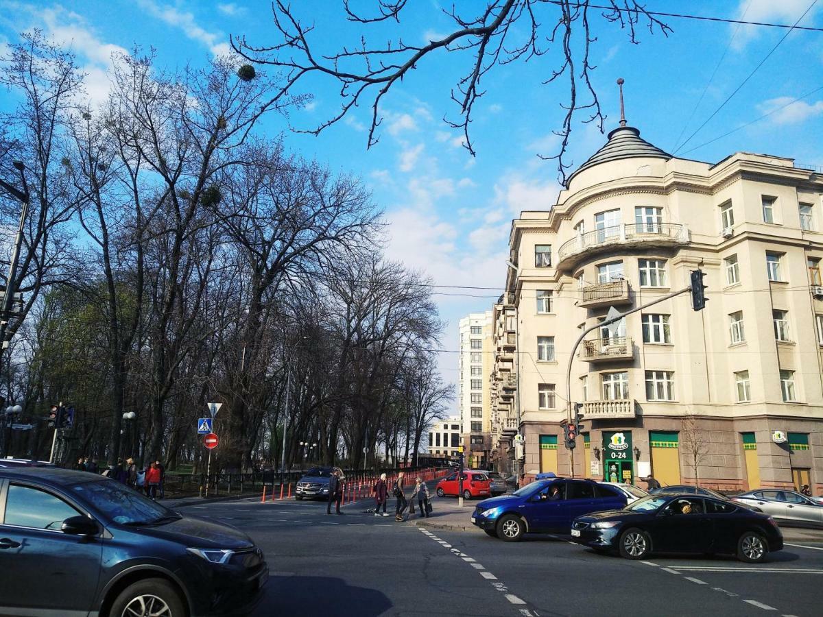 Belokorichi Hotel Kiev Luaran gambar