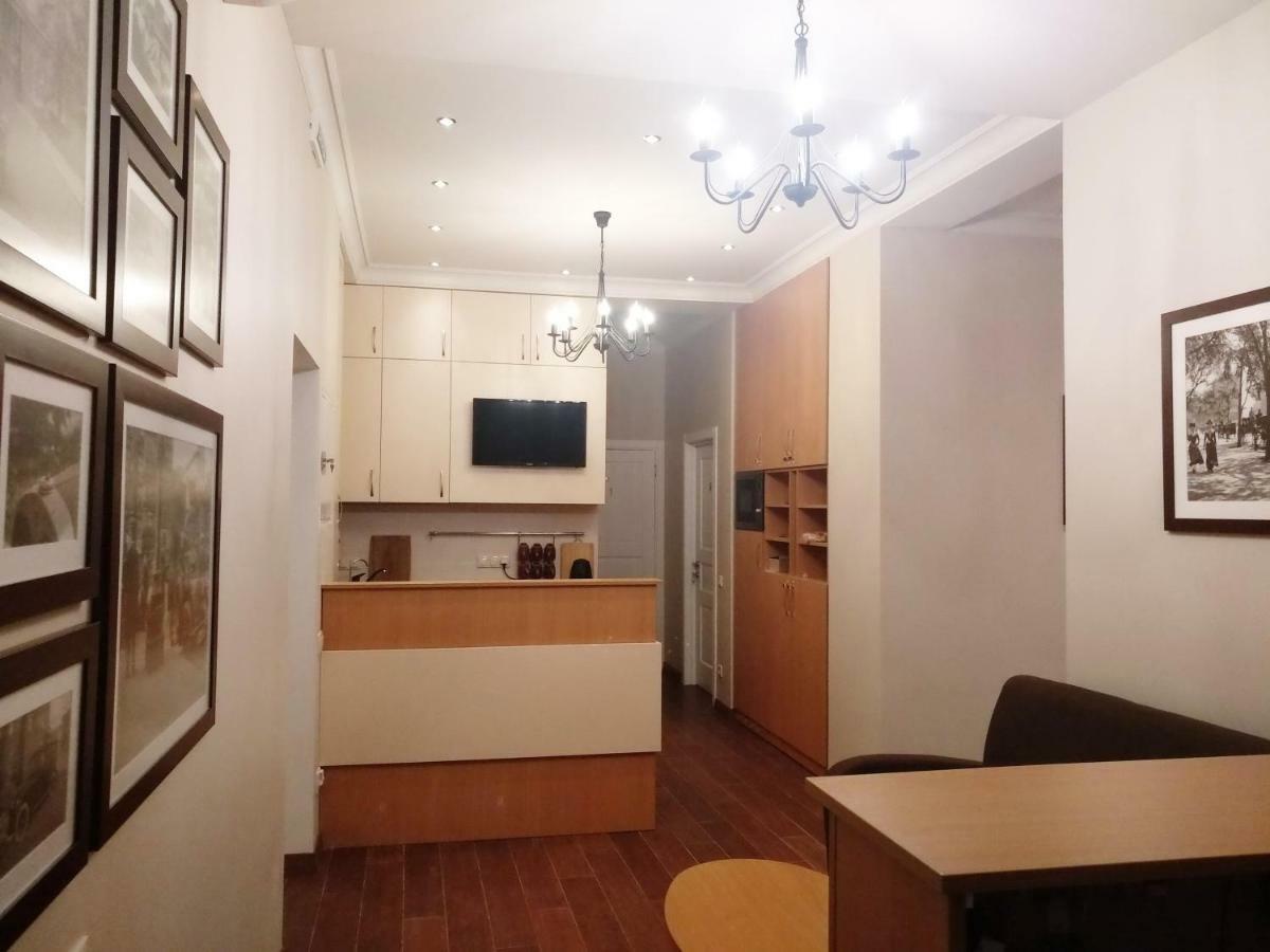 Belokorichi Hotel Kiev Luaran gambar