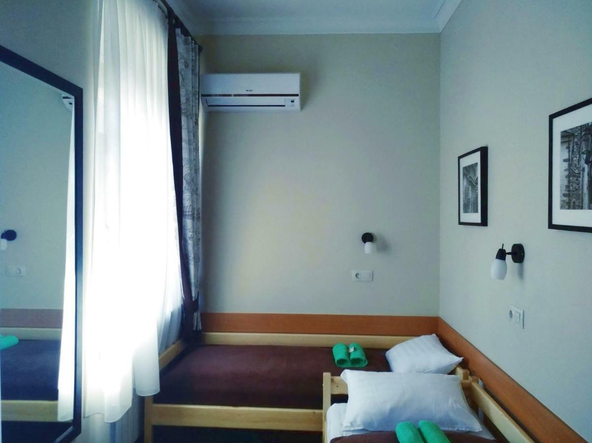 Belokorichi Hotel Kiev Luaran gambar